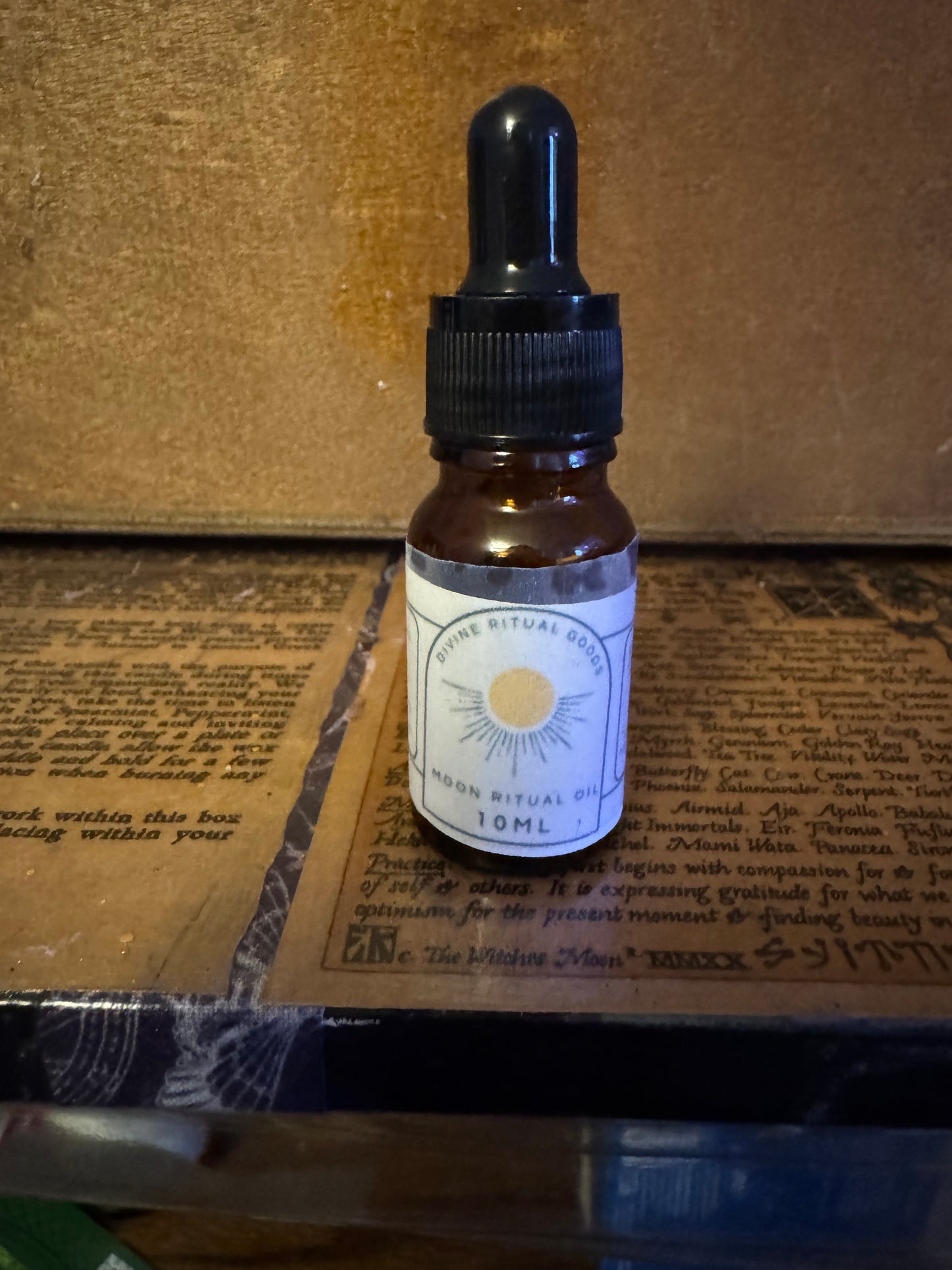 Moon Oil